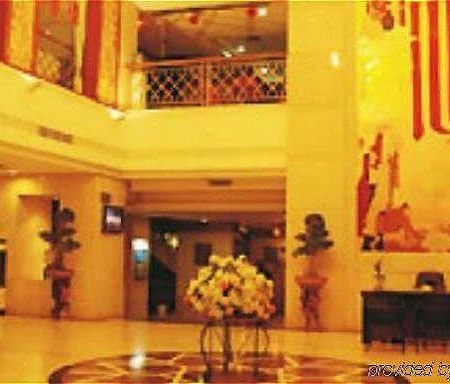 Wu Liang Ye Grand Hotel Чэнду Интерьер фото